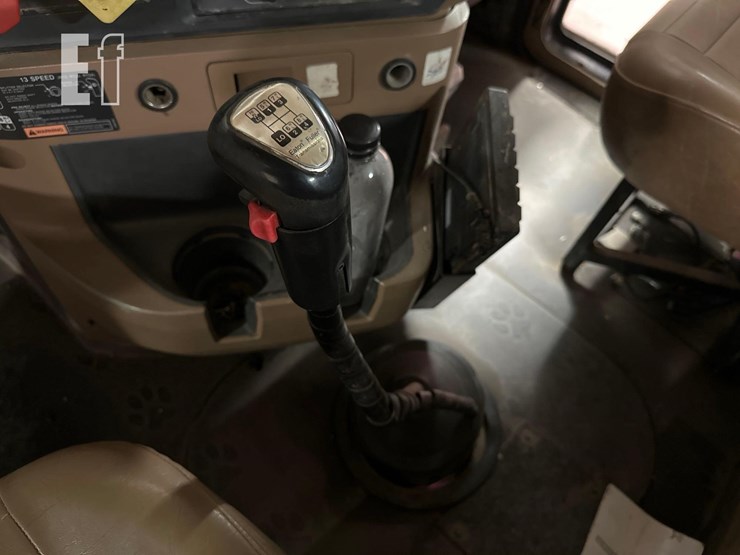 2012-mack-granite-gu713-image-22