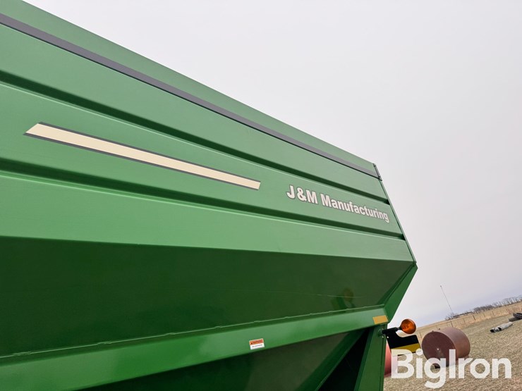 2011-j&m-750-image-14