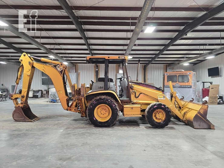 2001-caterpillar-420d-image-6