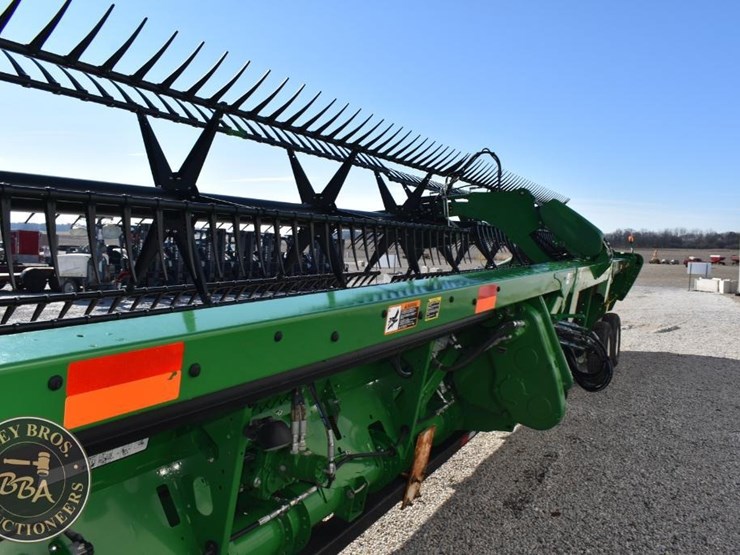 2020-john-deere-740fd-image-12