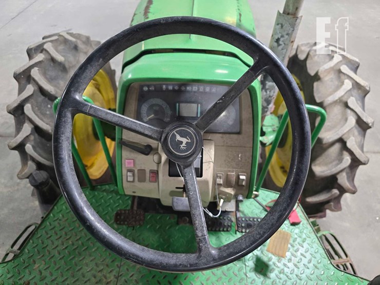 john-deere-6230-image-11