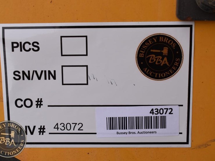 2011-volvo-a40f-image-28