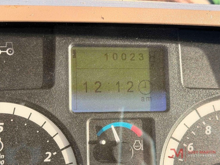 2014-john-deere-6150m-image-25