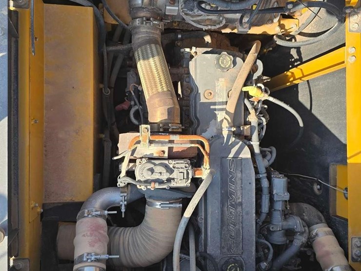 2022-xcmg-xe210u-image-27