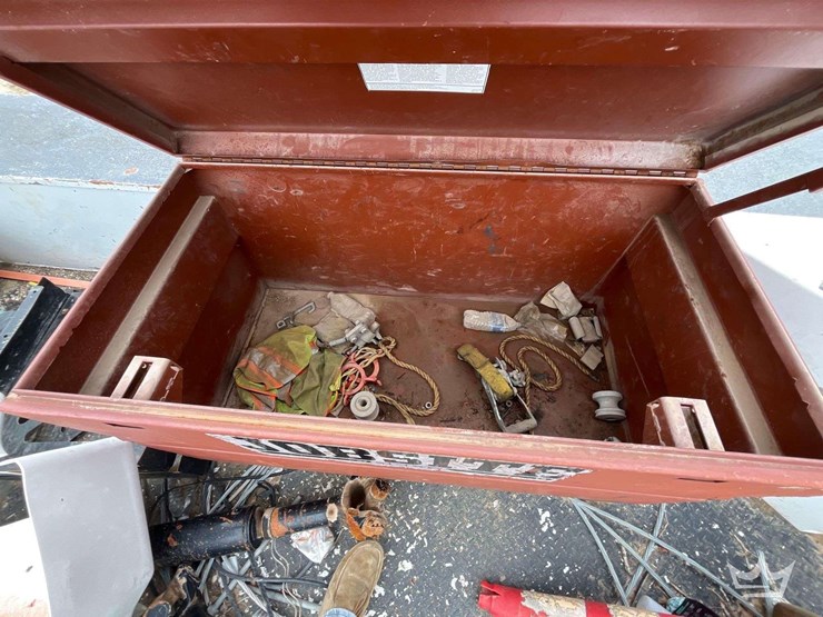 2018-freightliner-m2-106-image-29