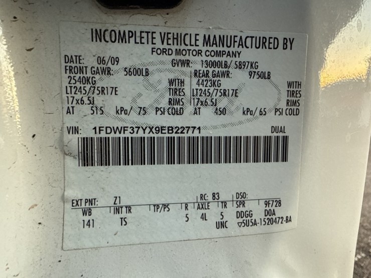 2009-ford-f350-image-27