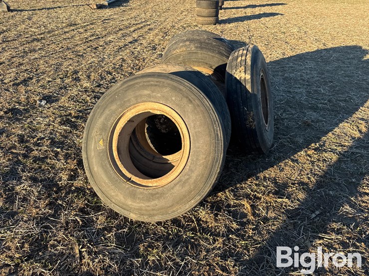 10r20-tires-&-rims-image-7