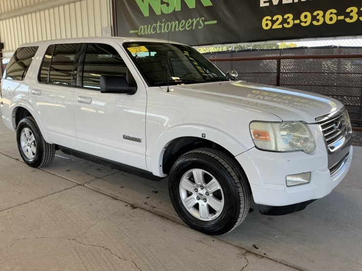 2008-ford-explorer-image-2