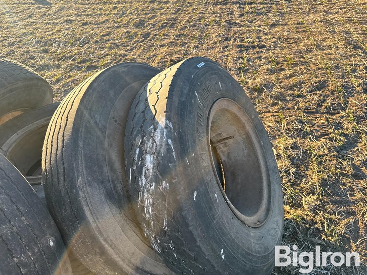 10r20-tires-&-rims-image-17