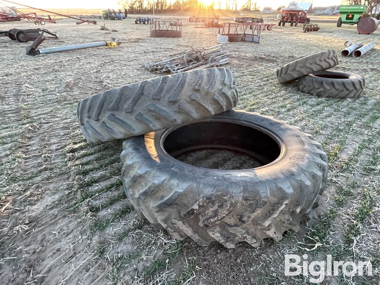 titan-18.4r42-tires-image-9