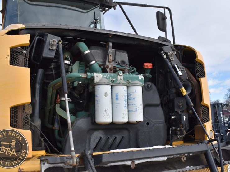 2012-volvo-a40f-image-31