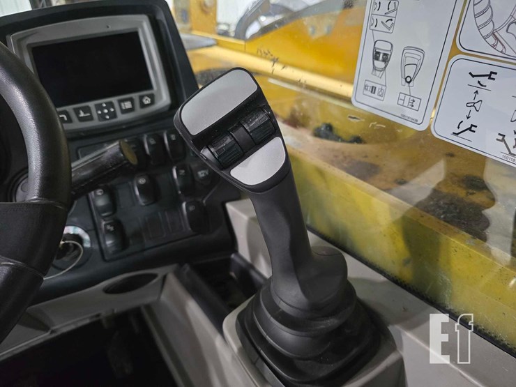 2018-caterpillar-tl1255d-image-20