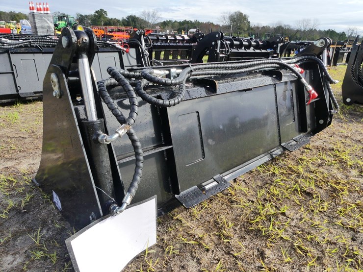 giyi-kh72-qa-72"-4-in-1-bucket-image-3