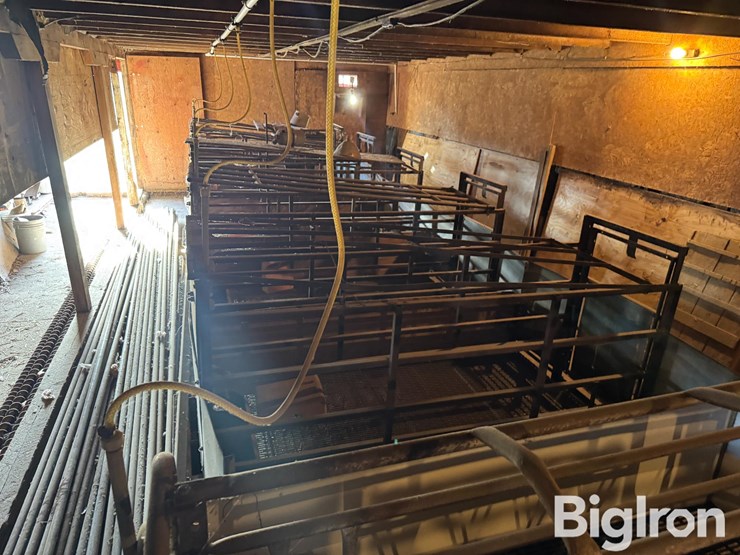 complete-farrowing-crates-image-4