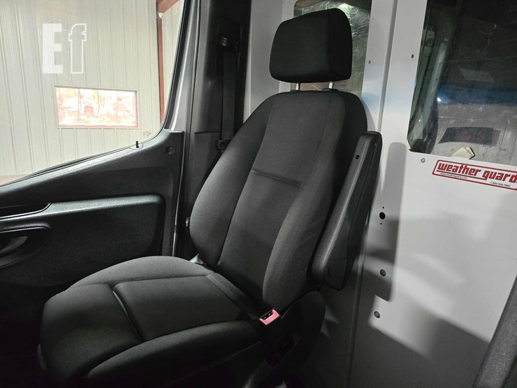 2019-mercedes-benz-sprinter-4500-image-19
