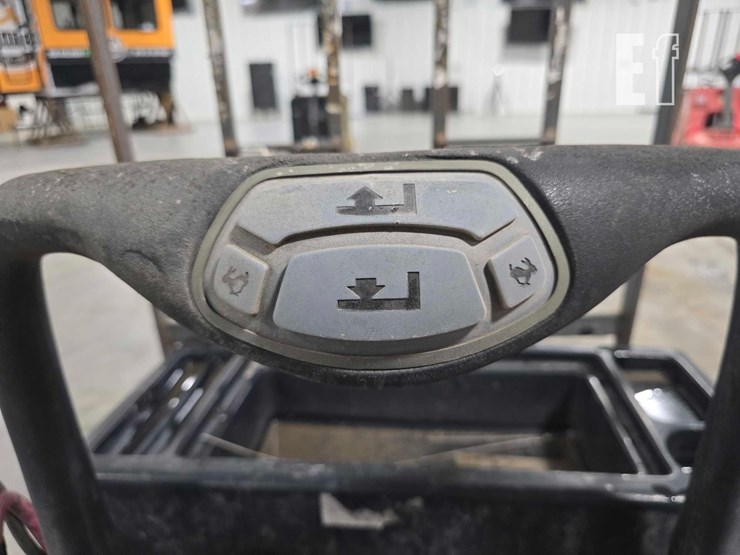 raymond-8400-image-16