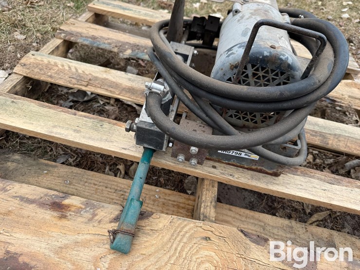 john-blue-chemigation-pump-image-12