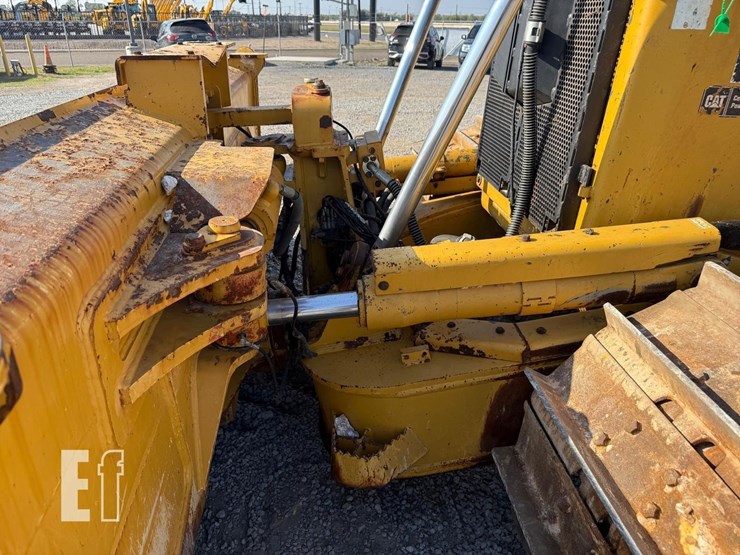 2019-caterpillar-d6t-xw-image-14