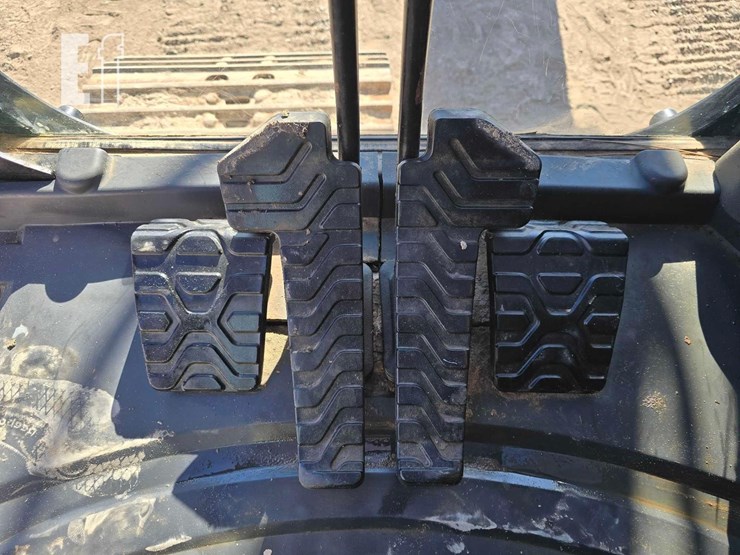 2018-caterpillar-313flgc-image-15