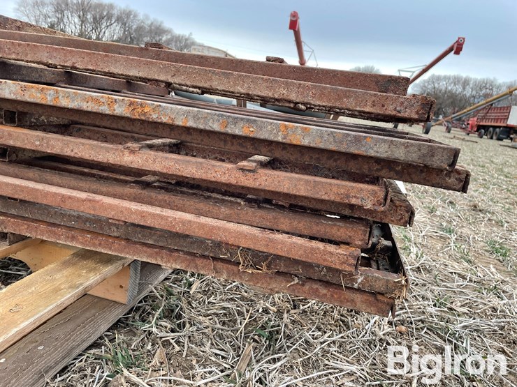 hog-farrow-crates-image-18