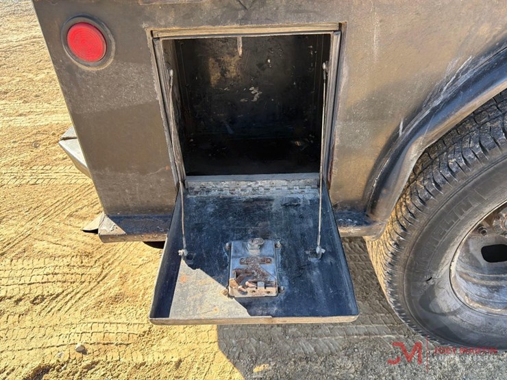 2012-ford-f350-xl-image-15