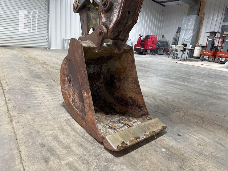 2014-deere-310k-ep-image-18