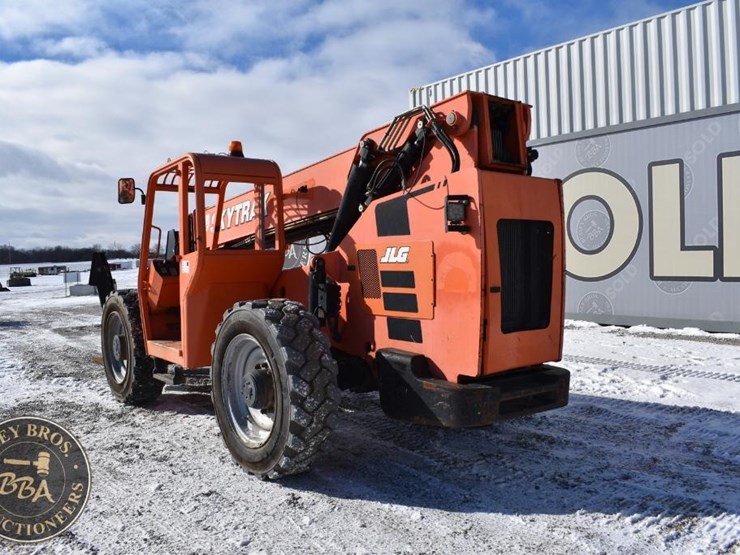 2017-sky-trak-10054-image-4