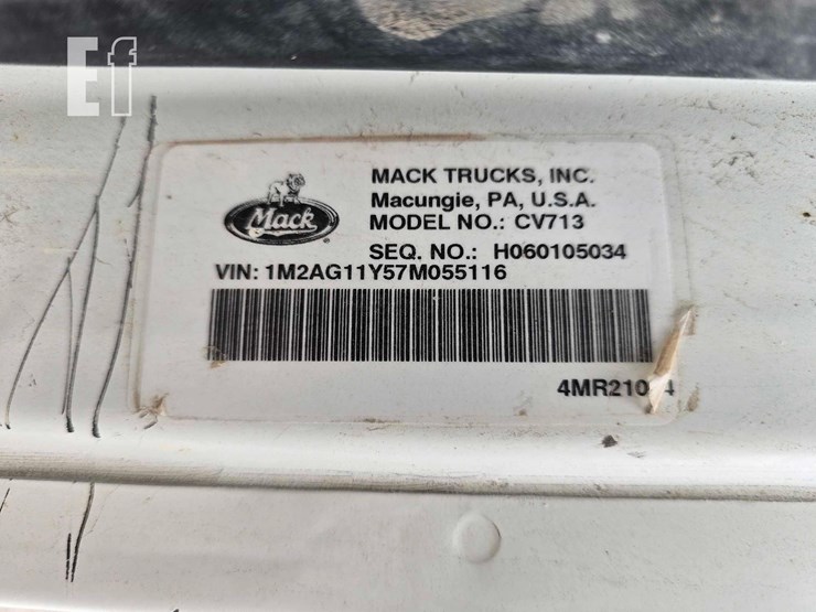 2007-mack-granite-cv713-image-22