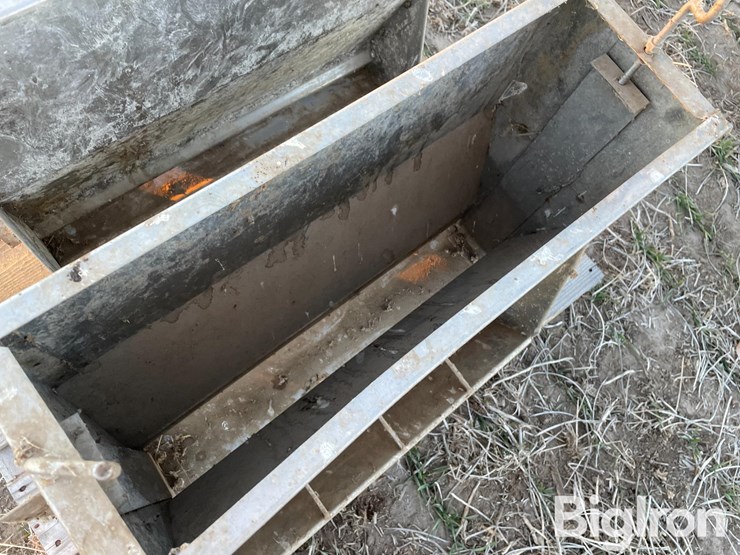 stainless-steel-hog-feeders-image-13