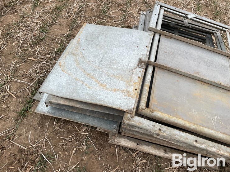 hog-farrow-crates-image-12