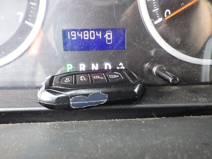 2011-dodge-ram-1500-image-22