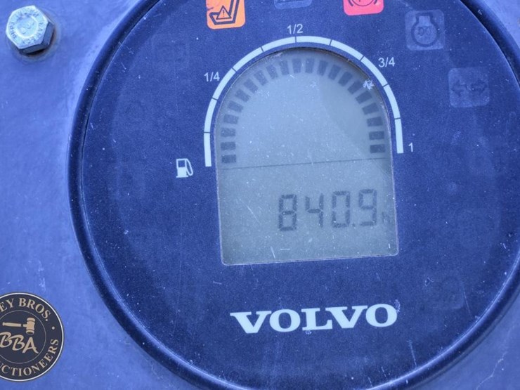 2019-volvo-dd25b-image-18