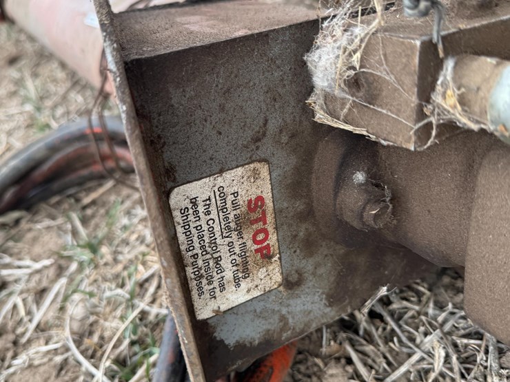 gravity-wagon-seed-tender-auger-image-17