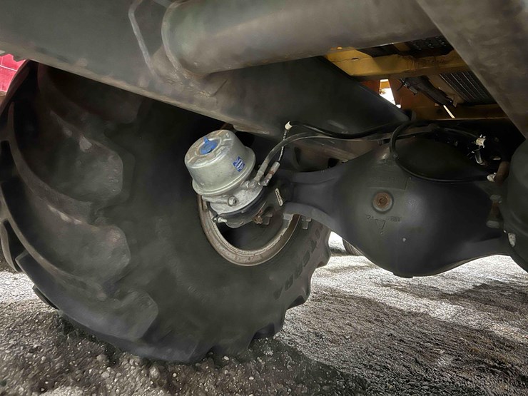 2012-ag-chem-tg8300-image-32