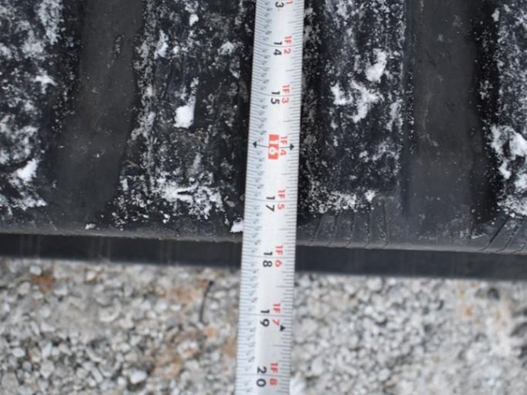 2021-bobcat-t870-image-13