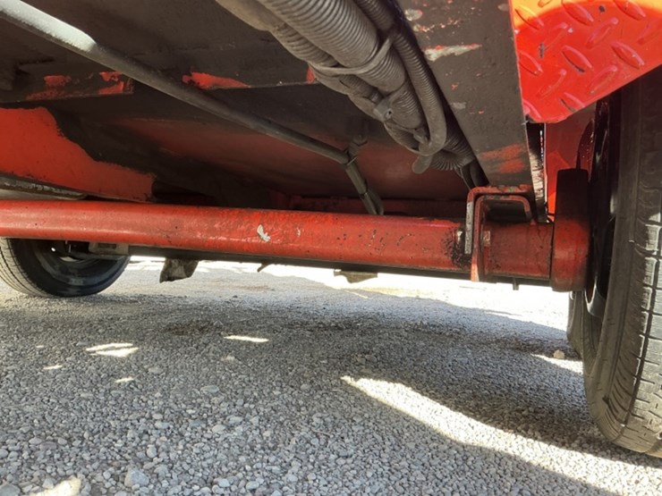 2018-crafco-ss250d-towable-crack-sealer-image-24