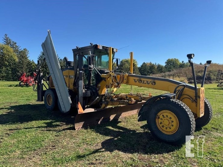 2003-volvo-g746b-image-2