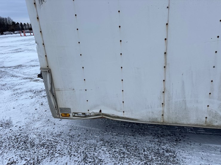 2004-united-expressline-image-9