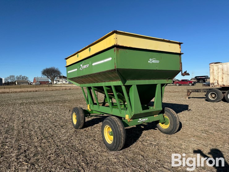 demco-gravity-wagon-image-7