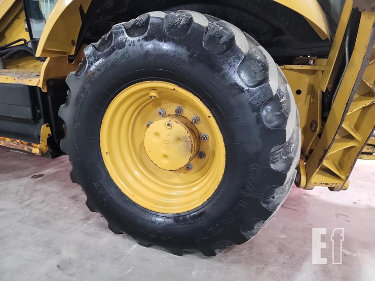 2015-caterpillar-420f-it-image-29