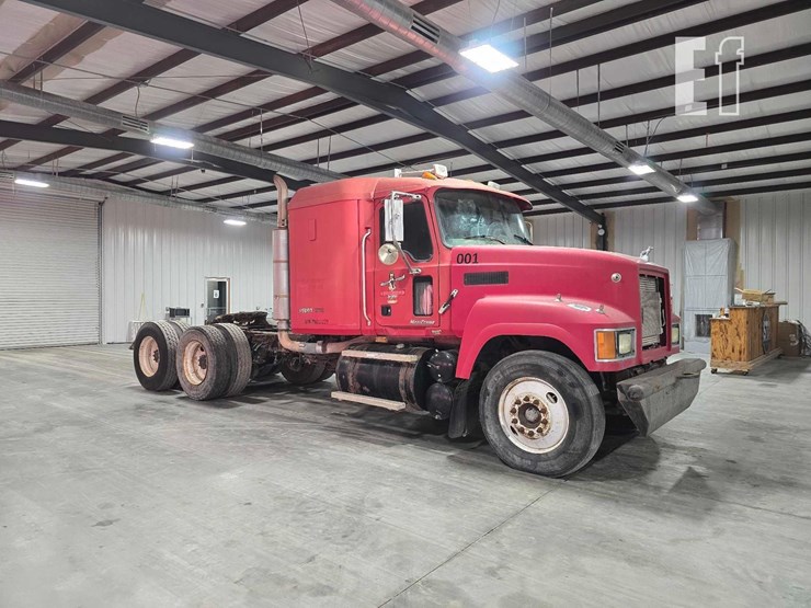 2007-mack-chn613-image-2