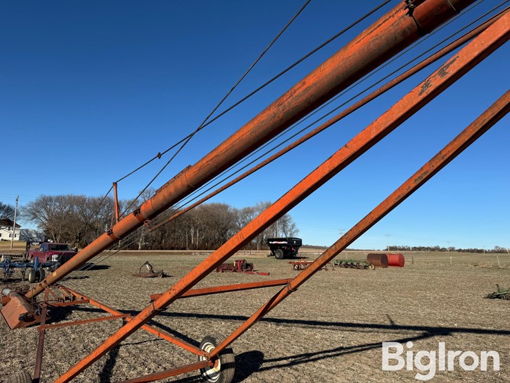 sudenga-8"x65'-auger-w/swing-out-hopper-image-12