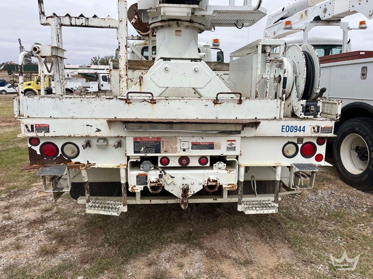 2010-international-durastar-4300-image-14