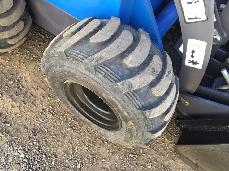 2025-agt-mx-mrw14-stand-on-compact-utility-loader,-image-9