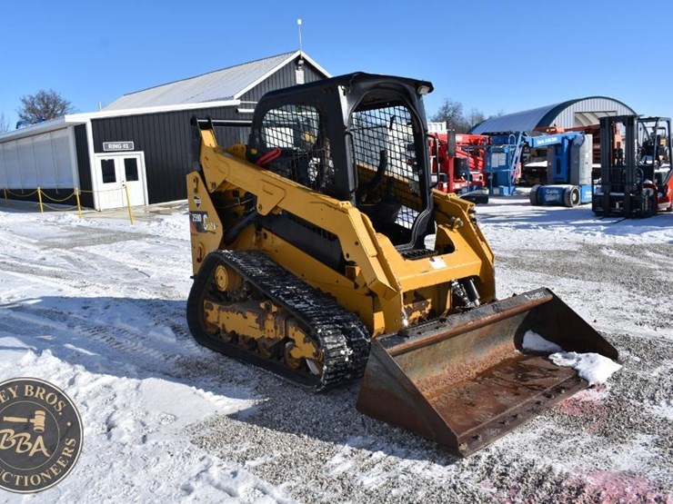 2019-caterpillar-259d-image-21
