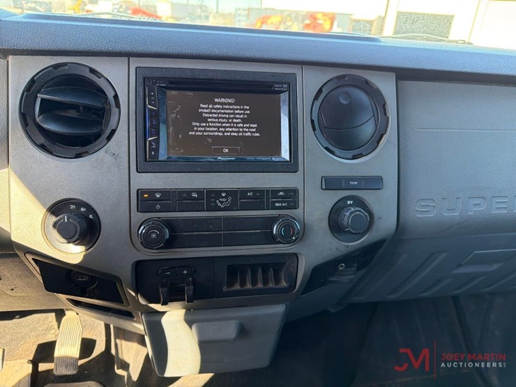 2012-ford-f350-xl-image-26