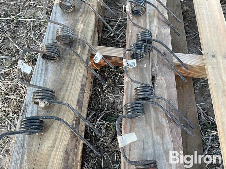 side-delivery-rake-teeth-image-13