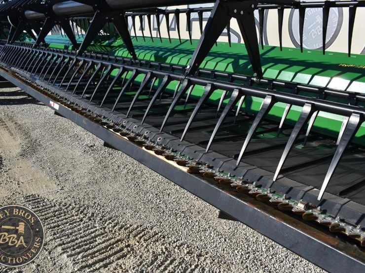 2020-john-deere-740fd-image-43