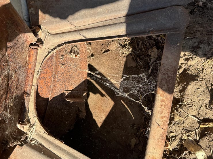 big-husky-hog-feeders-image-10