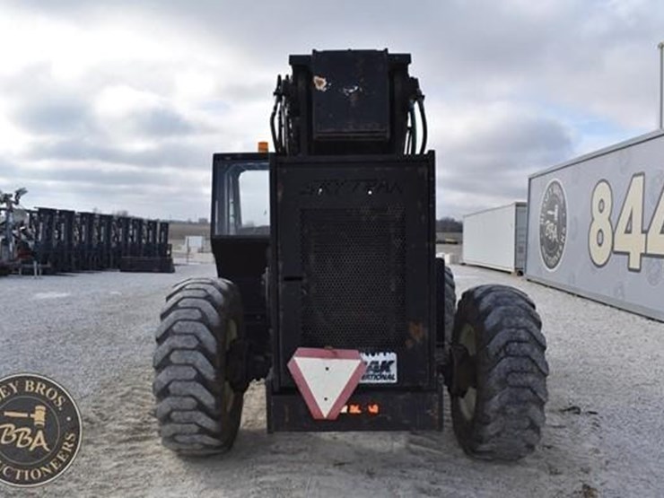 sky-trak-10054-image-8